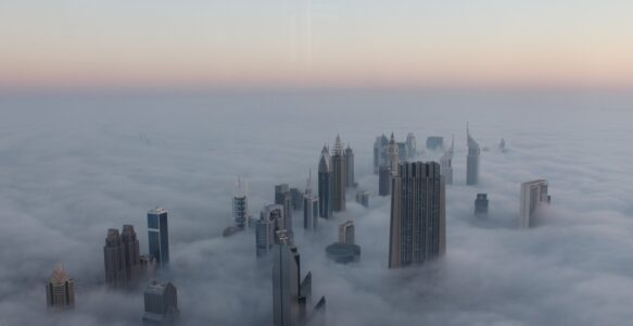 为什么你最好先在阿联酋迪拜设立一个分公司