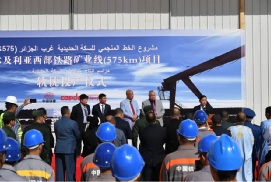 中国阿尔及利亚轨枕厂正式投产，奠定北非铁路建设基础