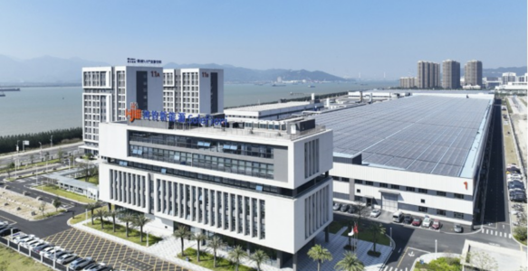 又一家中国光伏巨头沙特开厂，鸿钧建6吉瓦HJT组件厂