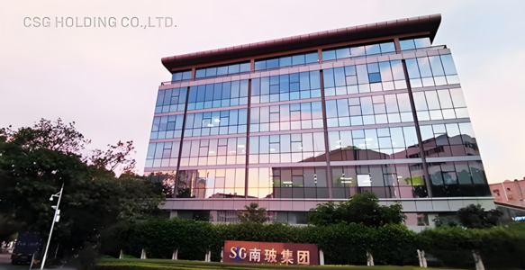 中国玻璃巨头双双落子阿联酋：南玻亚玛顿齐建智能工厂
