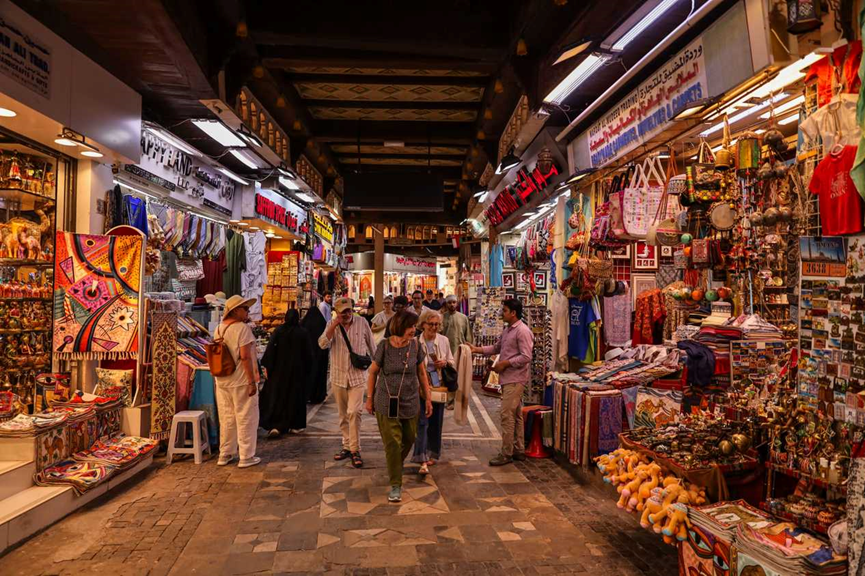 20亿美元跨境经济特区启建 中东双雄打通海湾贸易新动脉