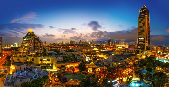 昔日香港地产少主失意后，转战中东文化零售